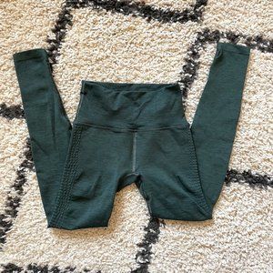 Alphalete Halo Leggings - Urban Chic